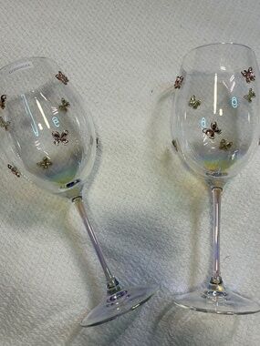 Godinger Luster Butterfly Icon Wine Glass, butterfly embellishments. Set of 2.
